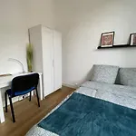 Privees -private Room- Dans Un Spacieux - 100m2 Centre Proche Gare *