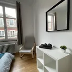 Privees -private Room- Dans Un Spacieux - 100m2 Centre Proche Gare