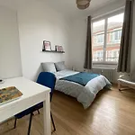 ホームステイ Privees -private Room- Dans Un Spacieux - 100m2 Centre Proche Gare *