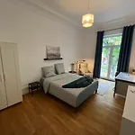 Homestay Privees -private Room- Dans Un Spacieux - 100m2 Centre Proche Gare