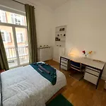 Privees -private Room- Dans Un Spacieux - 100m2 Centre Proche Gare Pansiyon