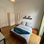 Privees -private Room- Dans Un Spacieux - 100m2 Centre Proche Gare