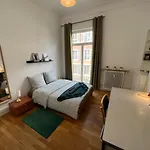 Privees -private Room- Dans Un Spacieux - 100m2 Centre Proche Gare Homestay *
