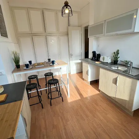 Accommodatie bij particulieren Privees -private Room- Dans Un Spacieux - 100m2 Centre Proche Gare *