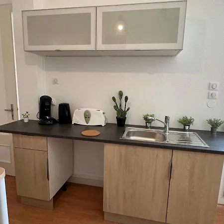 Quarto em Acomodações Particulares Privees -private Room- Dans Un Spacieux - 100m2 Centre Proche Gare Mulhouse