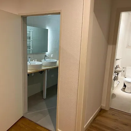 ホームステイ Privees -private Room- Dans Un Spacieux - 100m2 Centre Proche Gare ミュルーズ