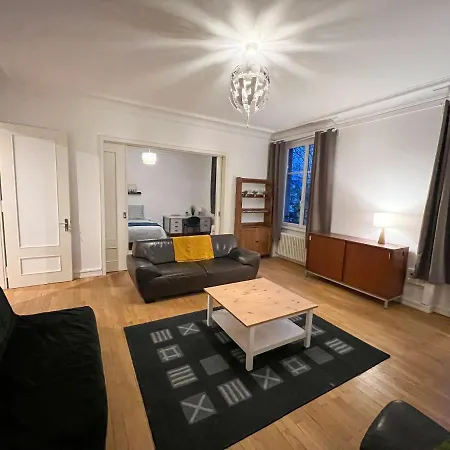 Privees -private Room- Dans Un Spacieux - 100m2 Centre Proche Gare