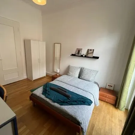 Privees -private Room- Dans Un Spacieux - 100m2 Centre Proche Gare