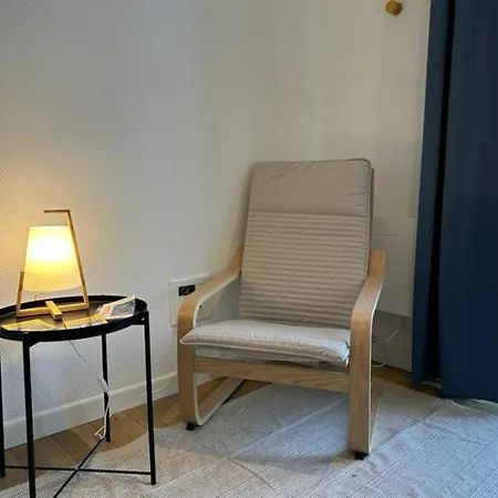 Privees -private Room- Dans Un Spacieux - 100m2 Centre Proche Gare Homestay Mulhouse