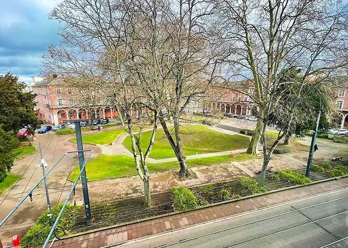 Privees -private Room- Dans Un Spacieux - 100m2 Centre Proche Gare