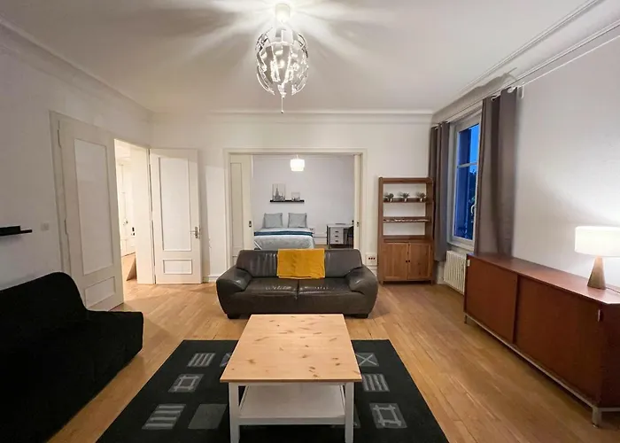 Privees -private Room- Dans Un Spacieux - 100m2 Centre Proche Gare *