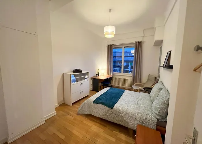 Homestay Privees -private Room- Dans Un Spacieux - 100m2 Centre Proche Gare *